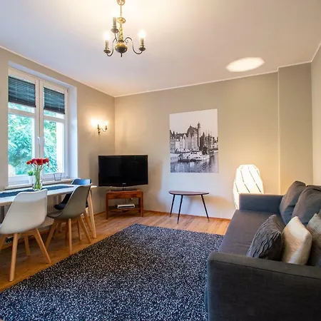 Apartament Klonowicza Гданьск